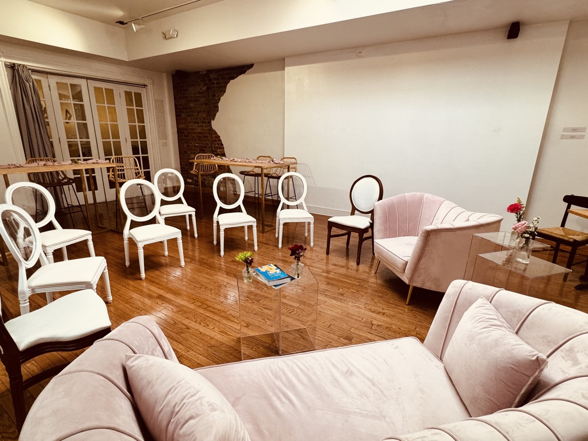 Buna Kurs event space